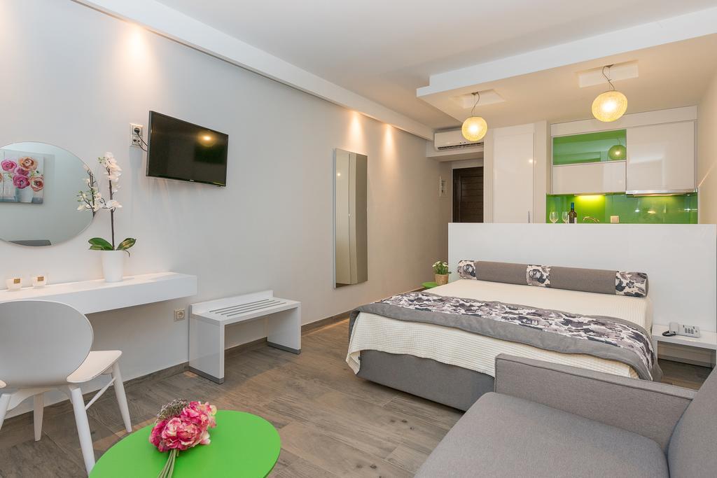 Mary'S Luxury Apartment Chrysi Ammoudia Bagian luar foto